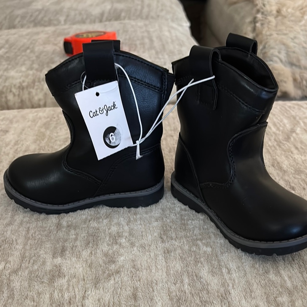 Cat & Jack Black Toddler Boots - Picture 6 of 6